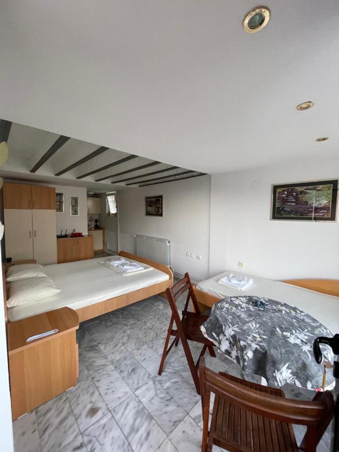 אוהריד Apartments Evelyn מראה חיצוני תמונה