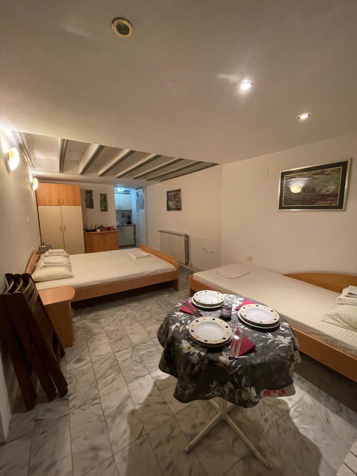 אוהריד Apartments Evelyn מראה חיצוני תמונה